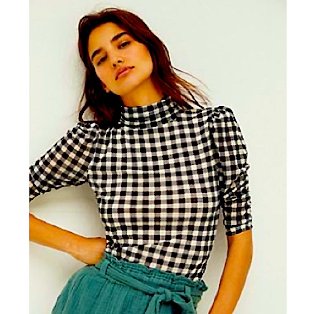 Gather Tee - looks new gently used